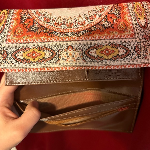 Persian Rug Wallet - Picture 5 of 6